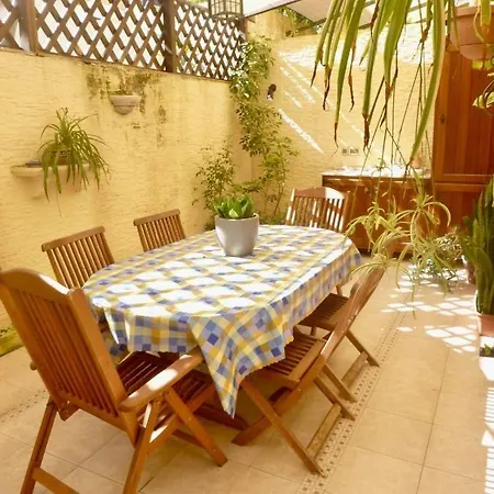 Dahlia Homestay Gzira